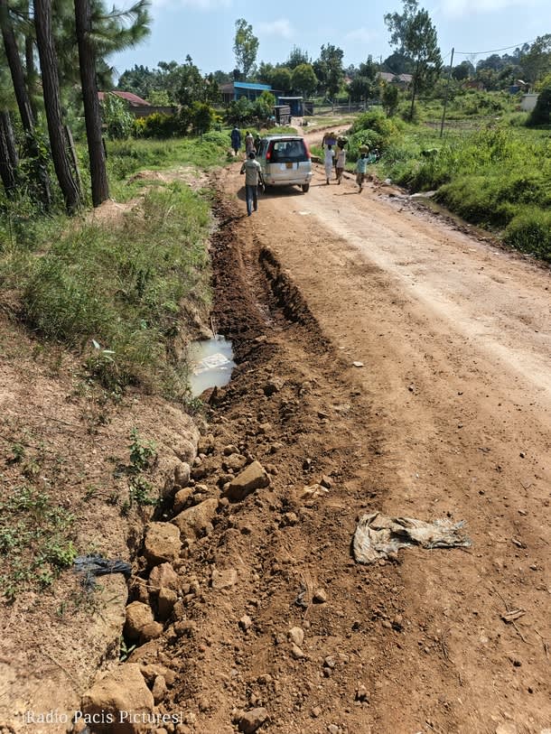 RESIDENTS DECRY WORK QUALITY ON EDIOFE-OMBETENI-ETORI ROAD